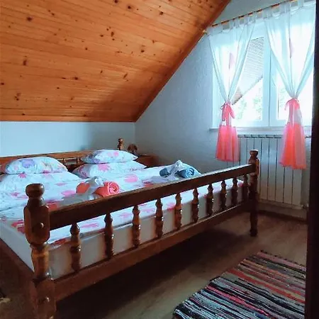 Kuca Za Odmor Delak