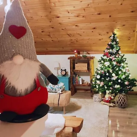 Kuca Za Odmor Delak