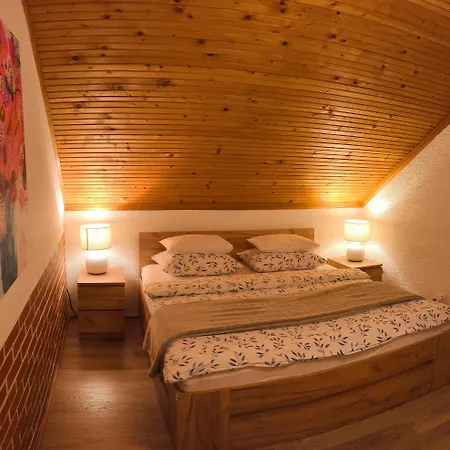 Prázdninový dům Kuca Za Odmor Delak Fužine