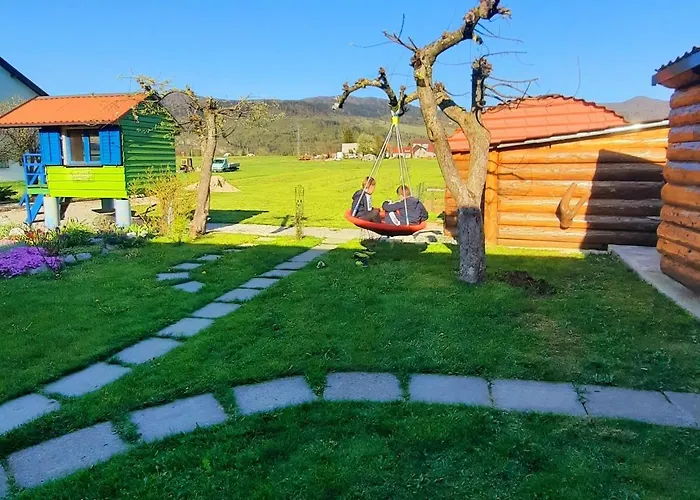 Kuca Za Odmor Delak Casa de Férias *