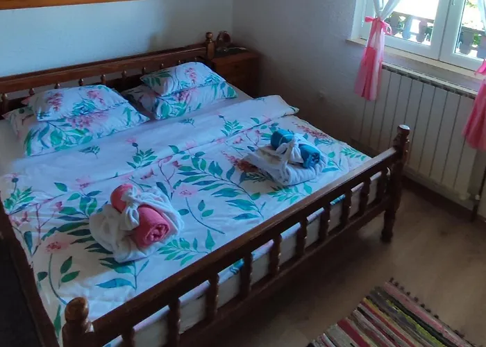 Kuca Za Odmor Delak *